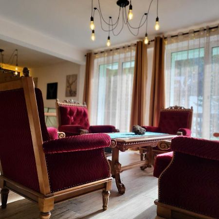Tache Villa 1 โปยานาบราซอฟ ภายนอก รูปภาพ
