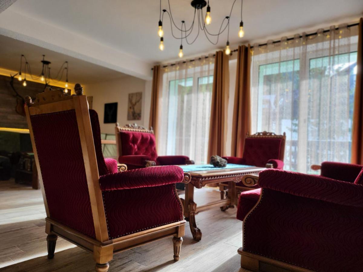 Tache Villa 1 โปยานาบราซอฟ ภายนอก รูปภาพ